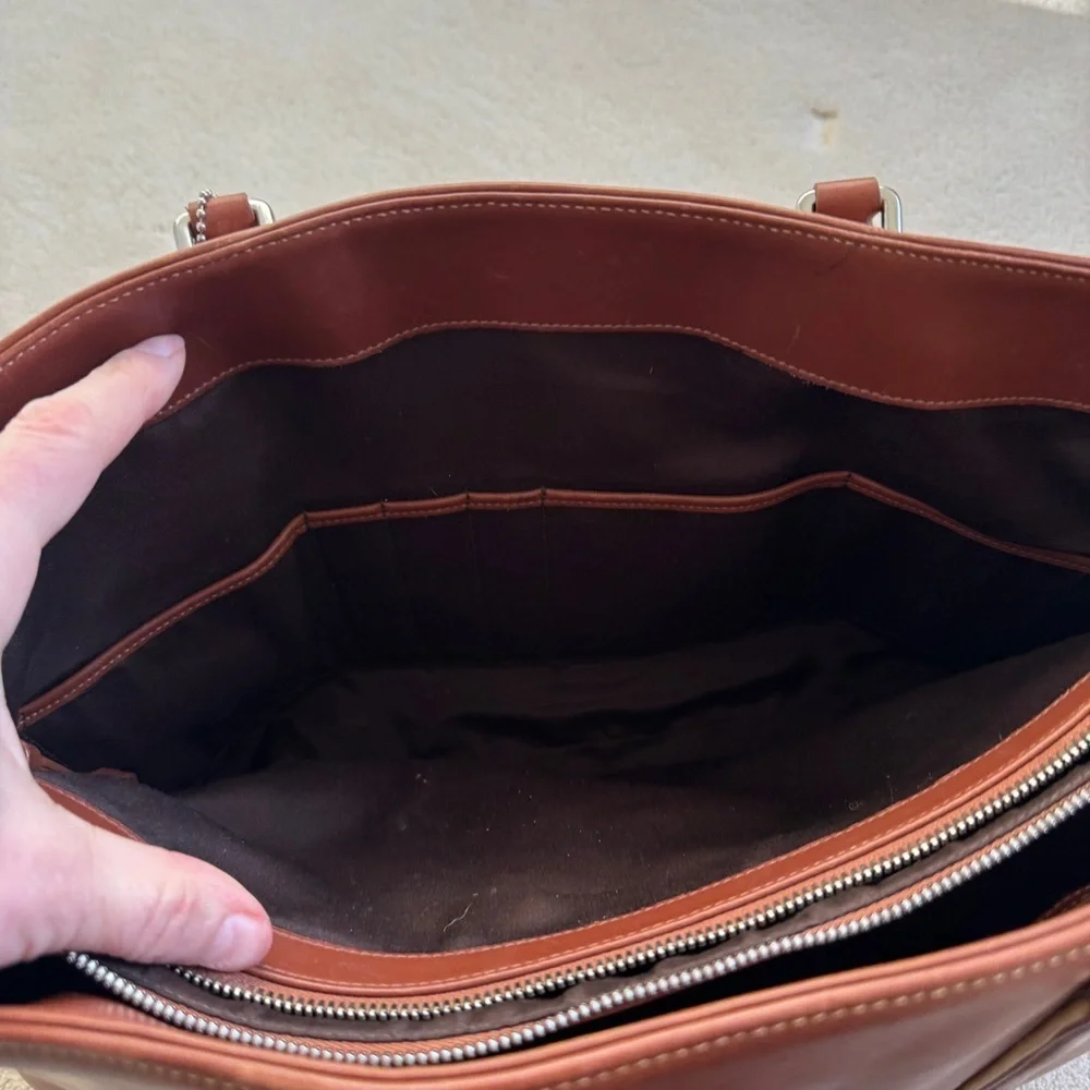 Vintage Coach Hampton Brown Leather Tote Bag